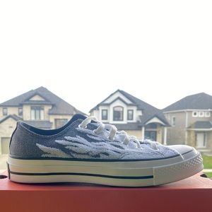 Chuck Taylor converse